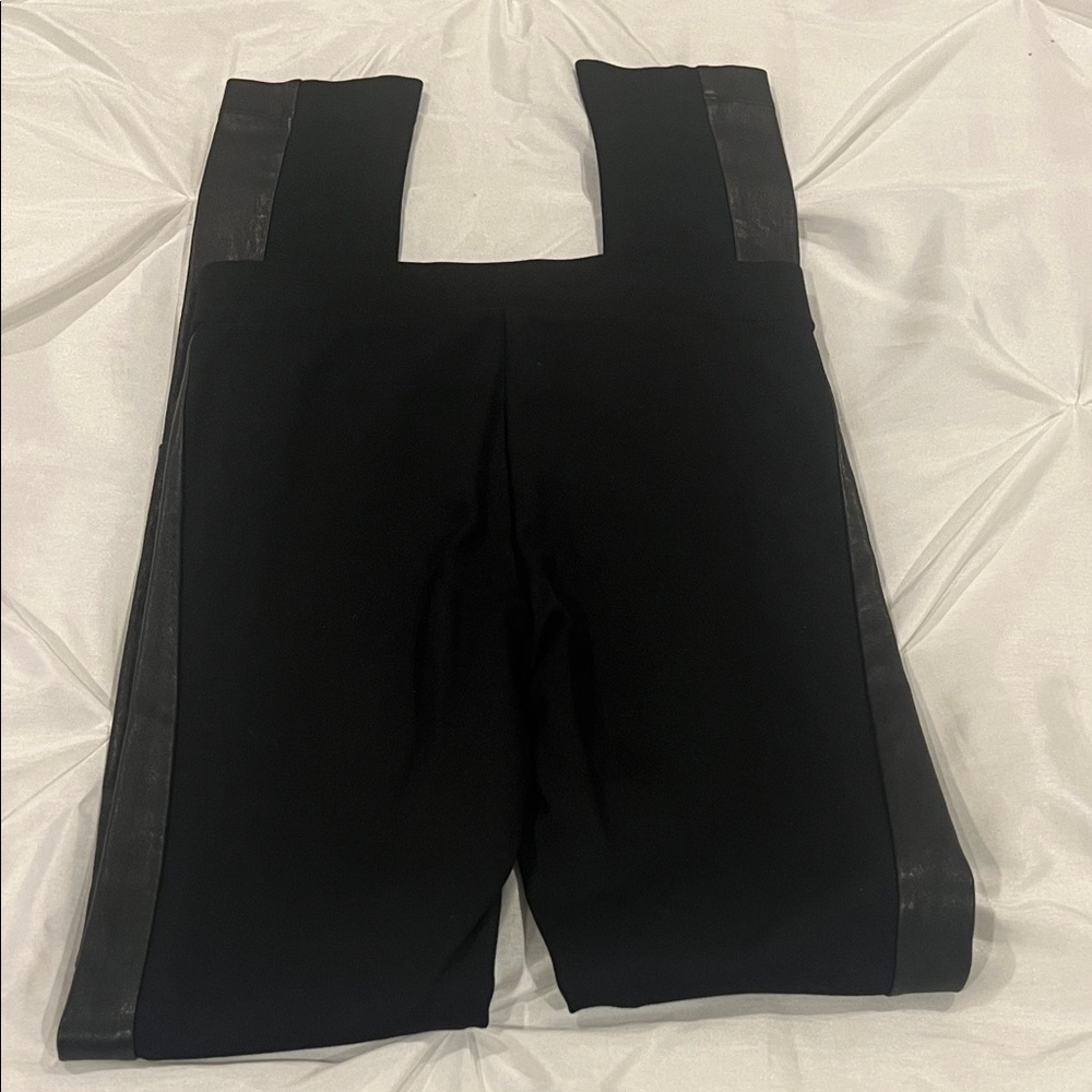 Alice + Olivia Black Lamb Leather Zipper Leggings Size 0 - Picture 6 of 11